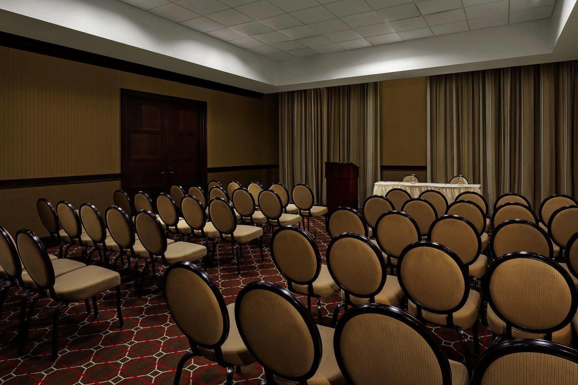 Courtyard By Marriott Dulles Airport Herndon Exterior foto